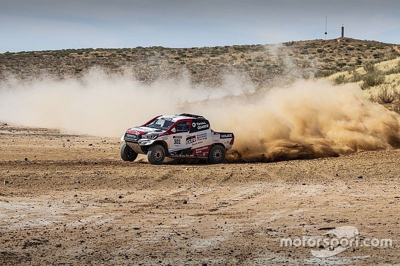 301# Toyota Gazoo Racing Toyota Hilux: Fernando Alonso, Giniel de Villiers
