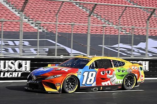 Kyle Busch fue el m&aacute;s r&aacute;pido de la primera clasificatoria del Clash