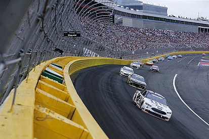 Keselowski opina que NASCAR debería adoptar vehículos híbridos