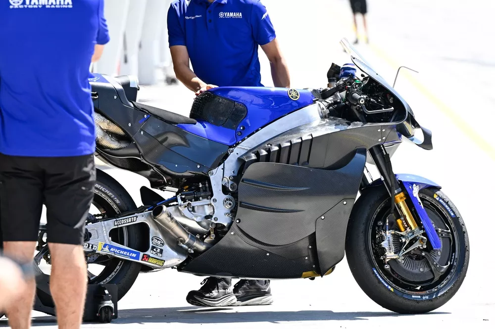 Yamaha Factory Racing V4 fairing
