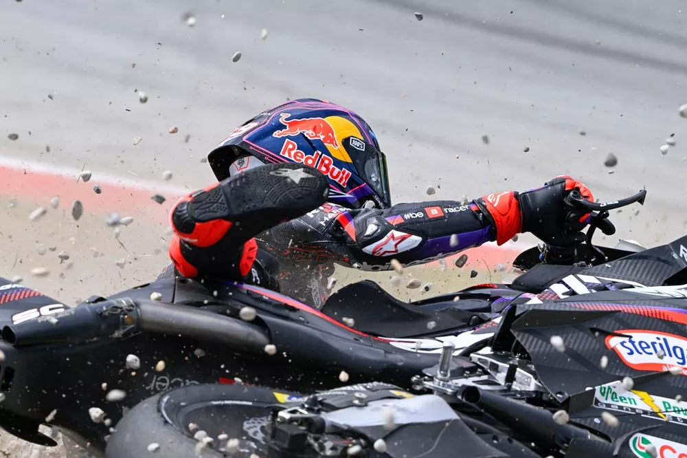 Jorge Martin, Aprilia Racing Team crash