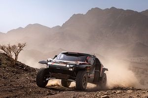 Loeb, obligado a ir "al 20 por ciento" en una Etapa 3 de pesadilla en el Dakar