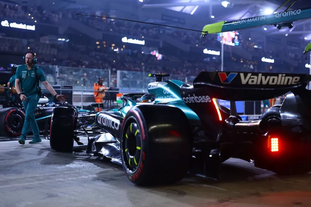Fernando Alonso, Aston Martin Racing