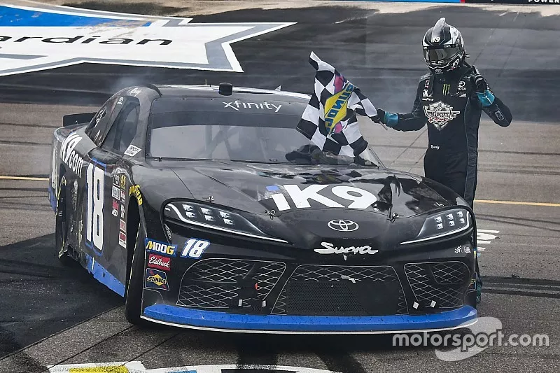 Race Winner Kyle Busch, Joe Gibbs Racing, Toyota Supra Extreme Concepts/iK9