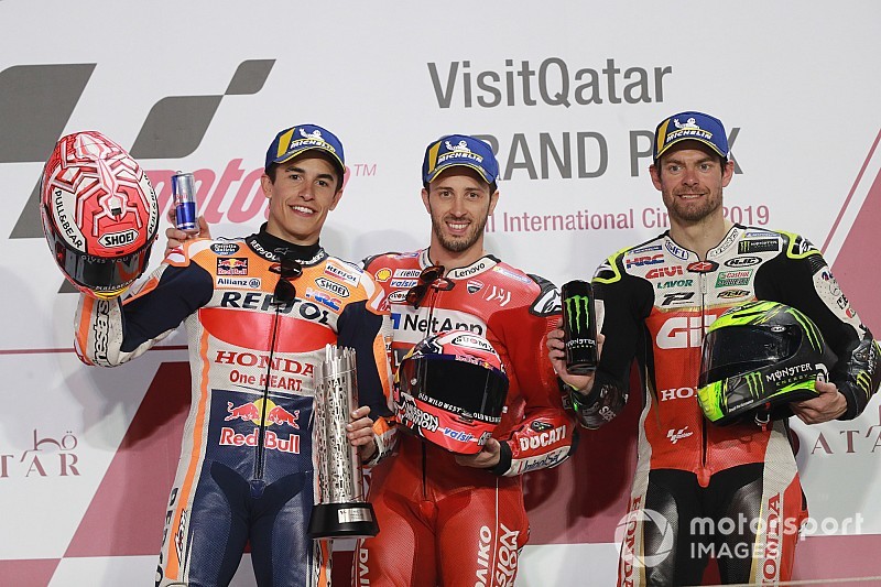 Katar GP: İnanılmaz yarışı Dovizioso 0.023 sn farkla kazandı, ilk 5 0.6 sn içerisinde tamamladı!