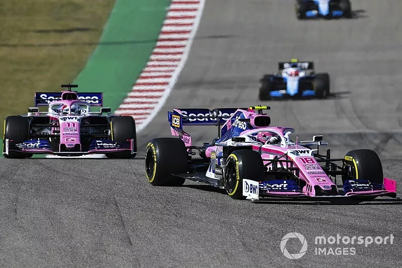Lance Stroll, Racing Point RP19, leads Sergio Perez, Racing Point RP19, and Robert Kubica, Williams FW42