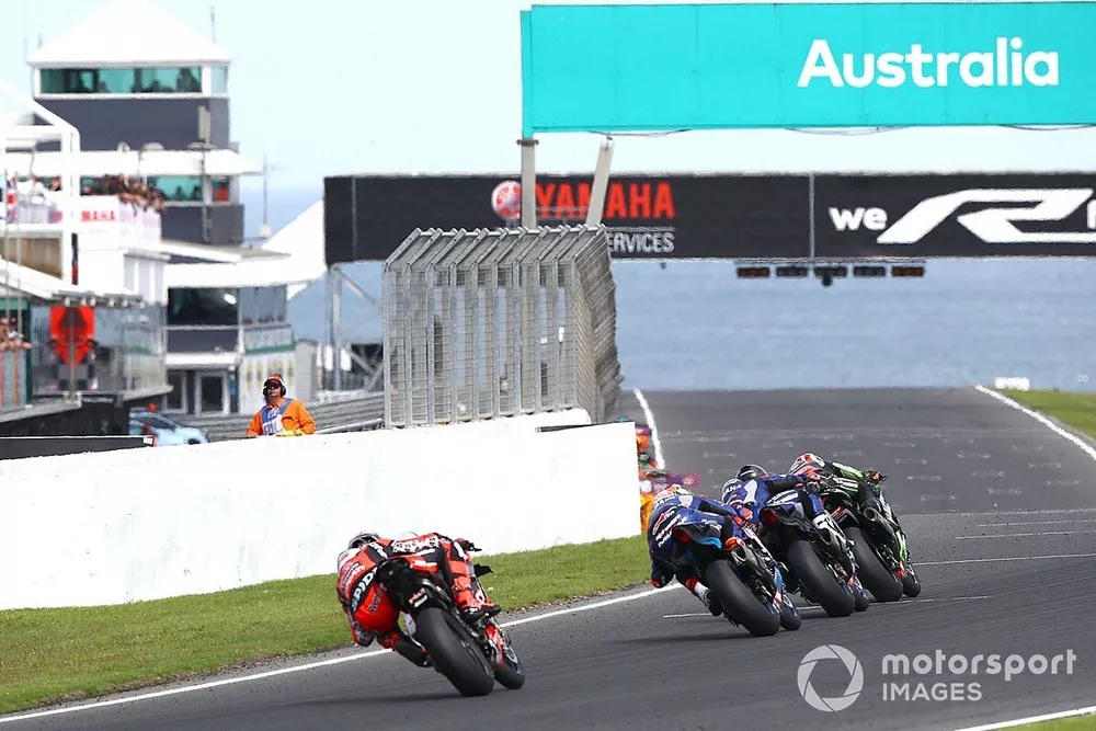 Jonathan Rea, Kawasaki Racing Team lidera la parrilla