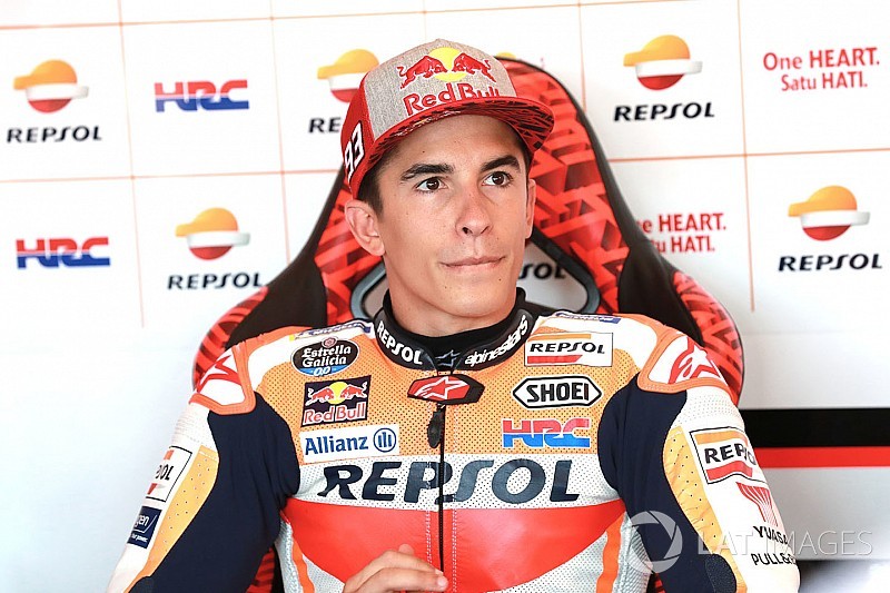 Regen teistert MotoGP-rijders in tweede oefensessie GP van Oostenrijk