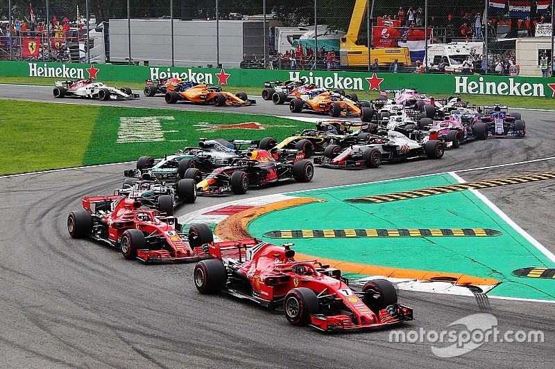 Trulli szerint Räikkönennek el kellett volna engednie Vettelt, aki számos hibát követett már el a szezonban