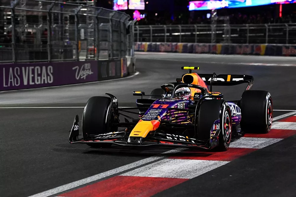 Sergio Perez, Red Bull Racing RB19
