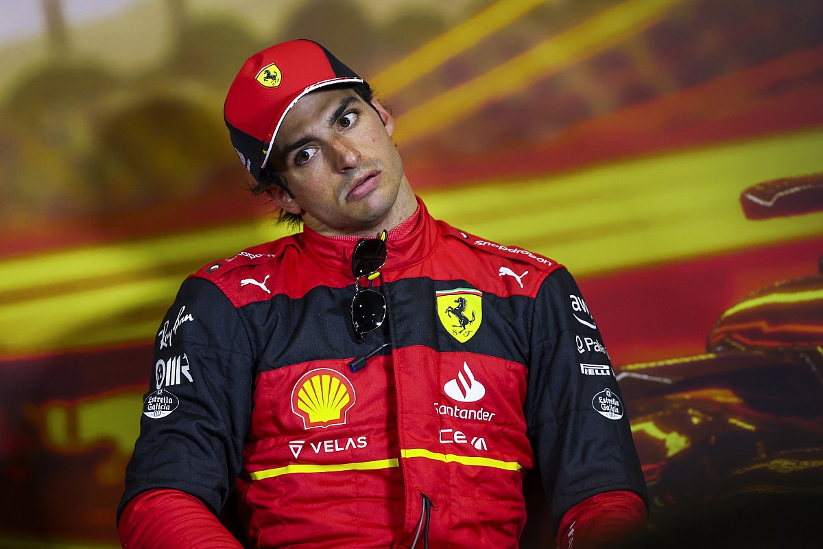 【サイン入り】2024年 シャルル・ルクレール（フェラーリ） ドライバーズカード ヘルメット 2024 メキシコスペシャルエディション シャルル