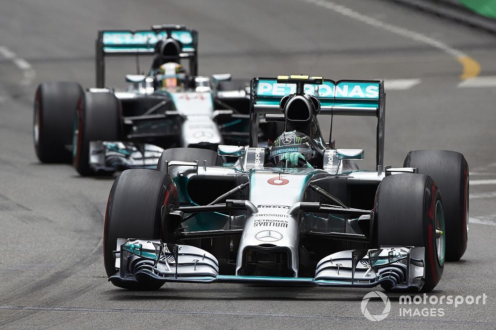 Nico Rosberg, Mercedes F1 W05 Hybrid, leads Lewis Hamilton, Mercedes F1 W05