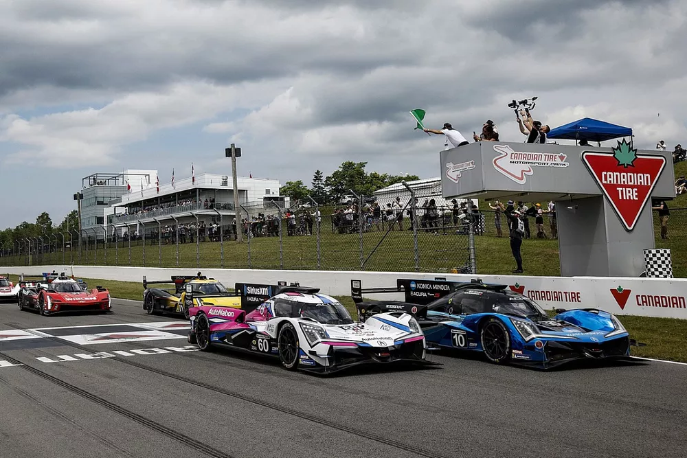 #60 Meyer Shank Racing w/ Curb Agajanian Acura ARX-06: Tom Blomqvist, Colin Braun, #10 Wayne Taylor Racing Acura ARX-06: Ricky Taylor, Filipe Albuquerque