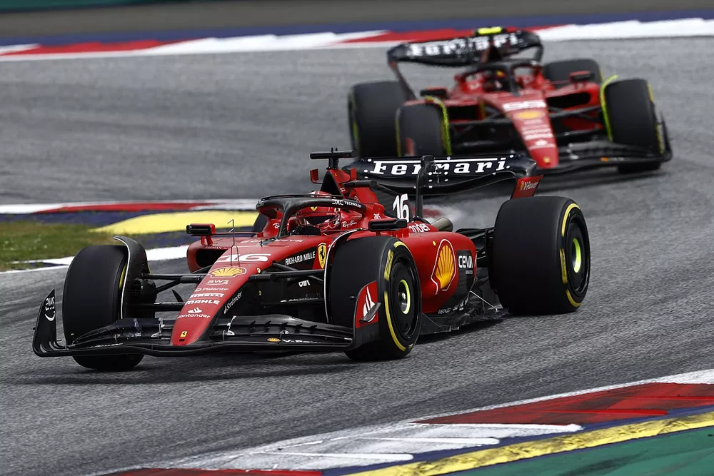 Charles Leclerc, Ferrari SF-23, Carlos Sainz, Ferrari SF-23
