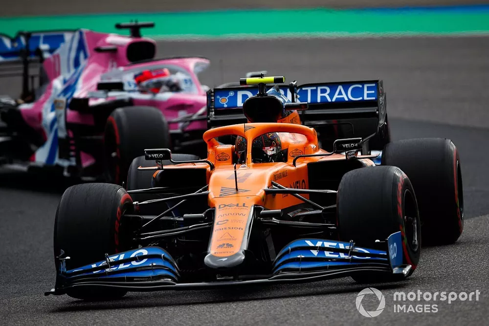 Lando Norris, McLaren MCL35, Sergio Perez, Racing Point RP20