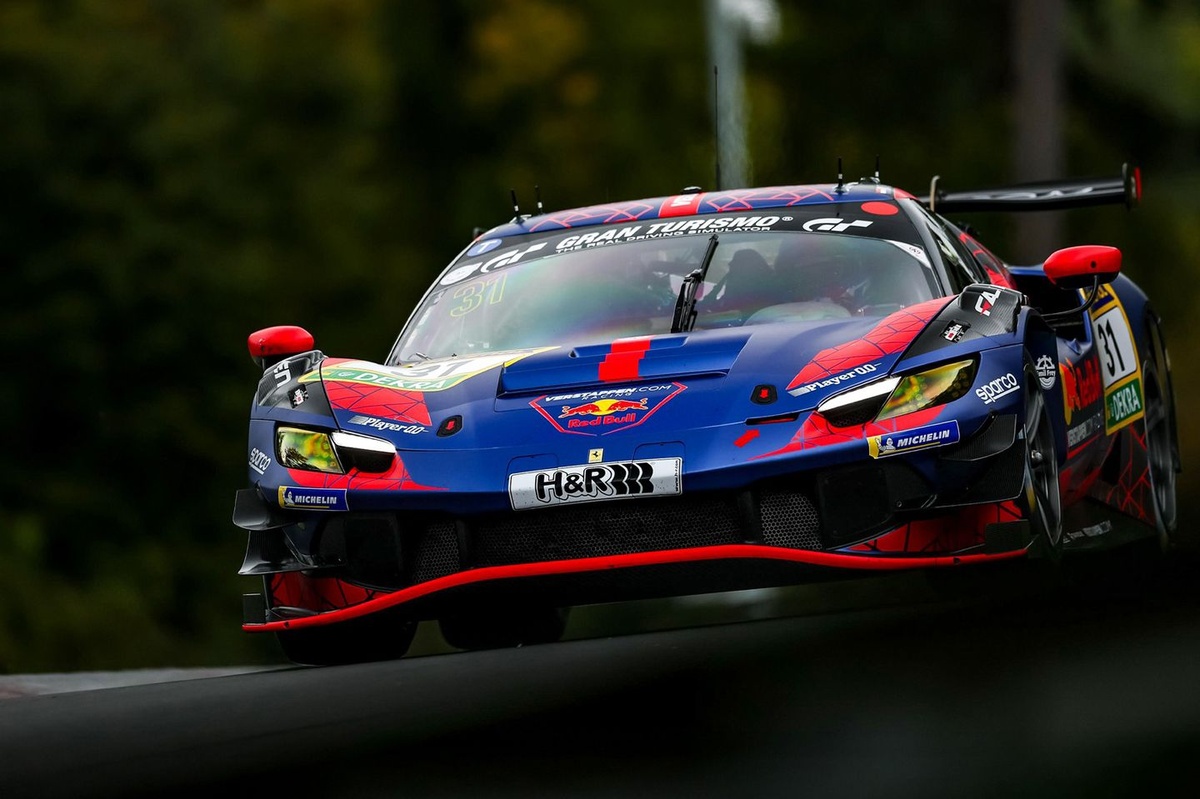 Max Verstappen wins on NLS GT3 debut