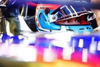 V&iacute;deo: De Vries sufri&oacute; para salir del coche al acabar la carrera