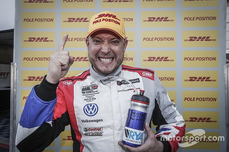 WTCR Vila Real: Kırmızı bayraklı seansta pole Huff'ın