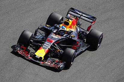Red Bull и Renault снова разошлись во мнениях – теперь по поводу мотора для Риккардо