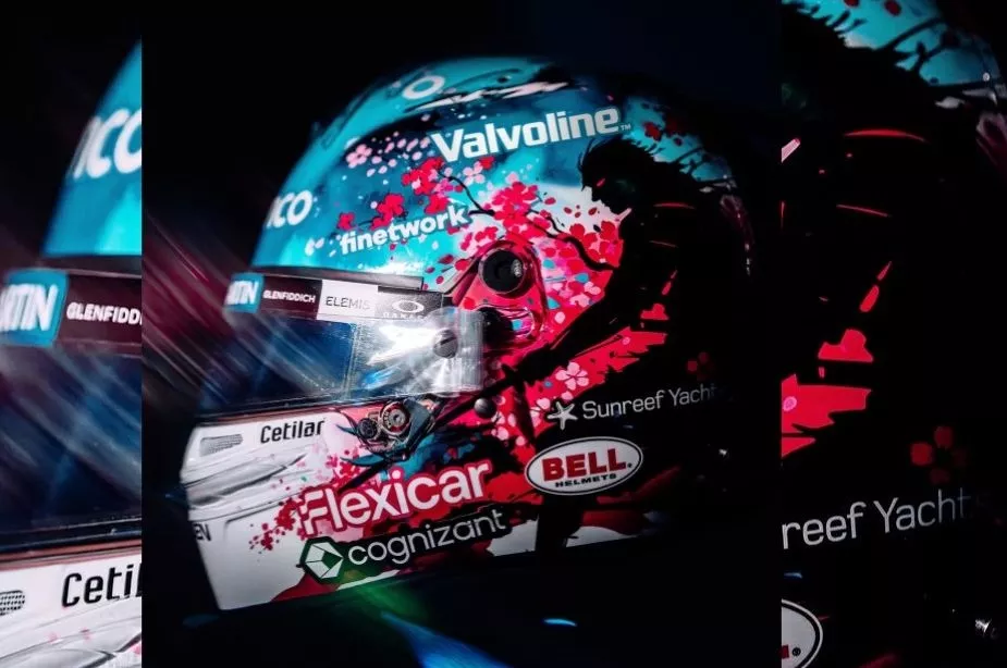 Casco Alonso Singapur.JPEG