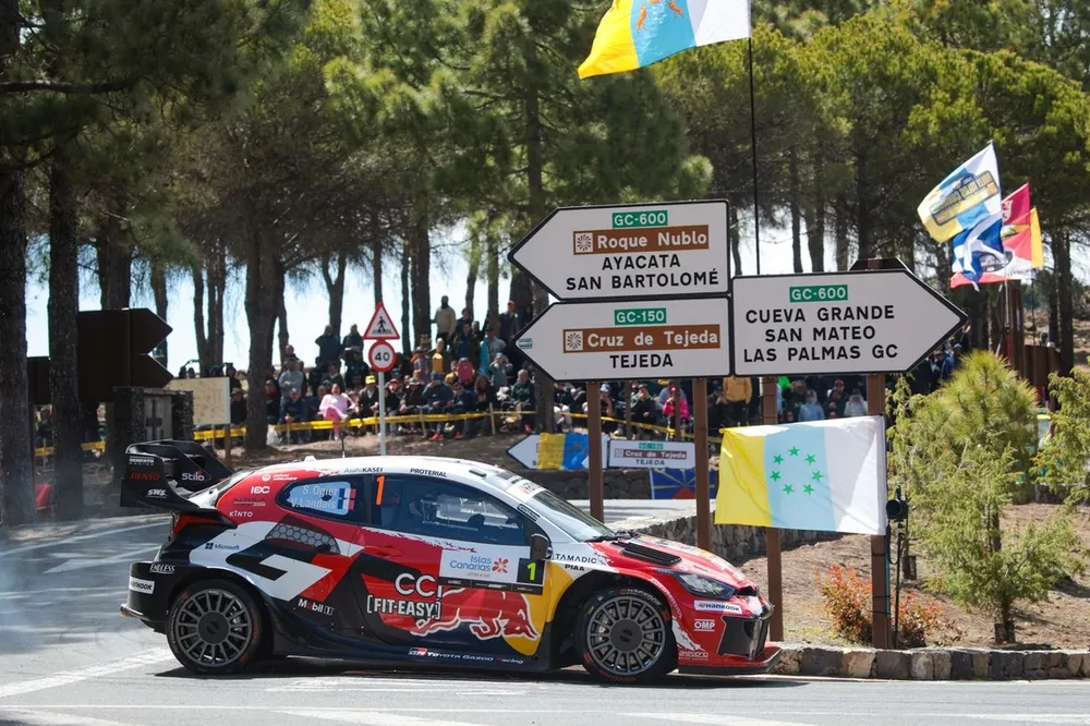 S&eacute;bastien Ogier, Vincent Landais, Toyota Gazoo Racing WRT Toyota GR Yaris Rally1
