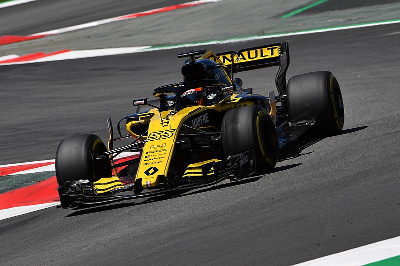 Renault проведе знімальний день в Барселоні