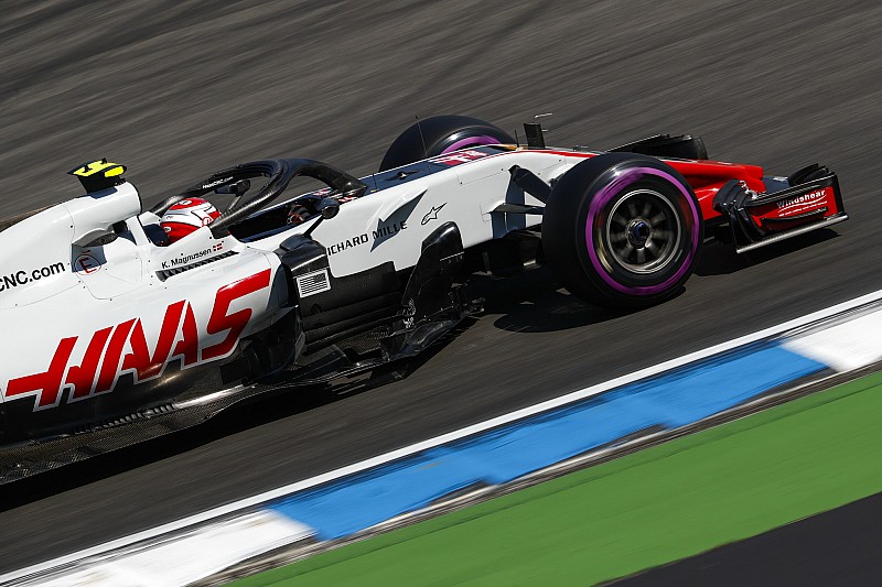 Haas fait main basse sur la troisième ligne