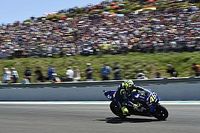 Rossi: Problema da Yamaha é transferir potência para o chão