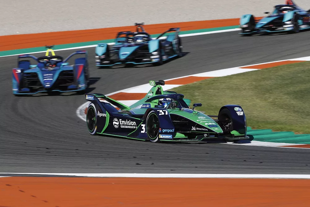 Nick Cassidy, Envision Racing, Audi e-tron FE07, Oliver Turvey, NIO 333 Racing, NIO 333 001 
