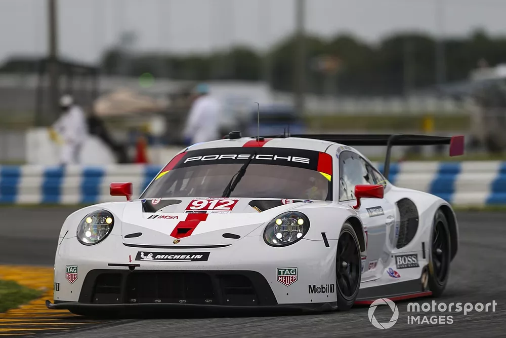 #912: Porsche GT Team Porsche 911 RSR - 19, GTLM: Laurens Vanthoor, Earl Bamber