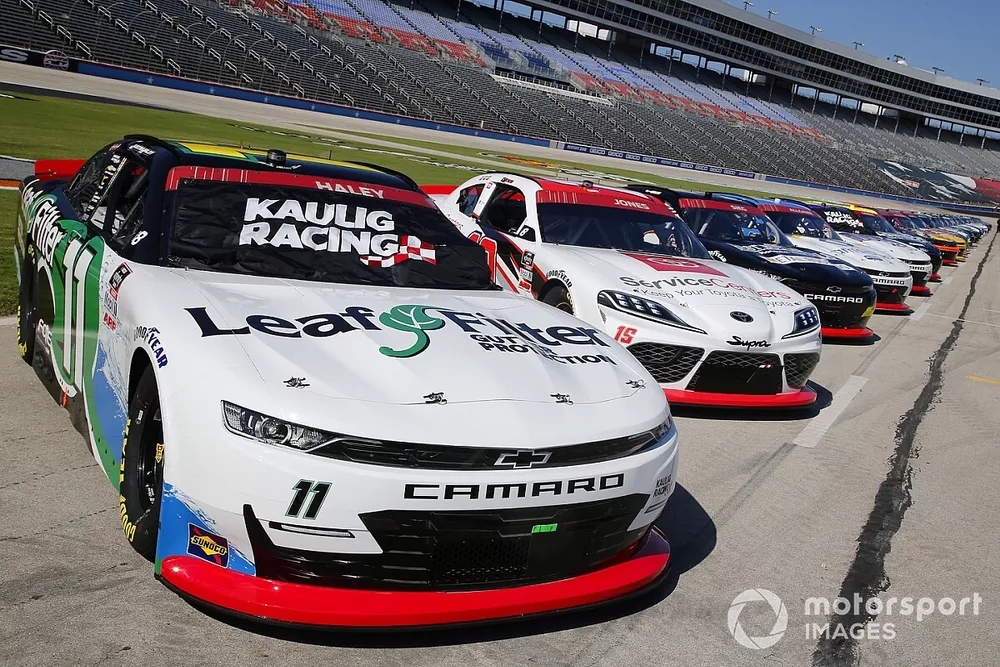 Justin Haley, Kaulig Racing, Chevrolet Camaro LeafFilter Gutter Protection