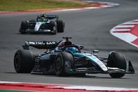 Hamilton pojedzie z poprawkami