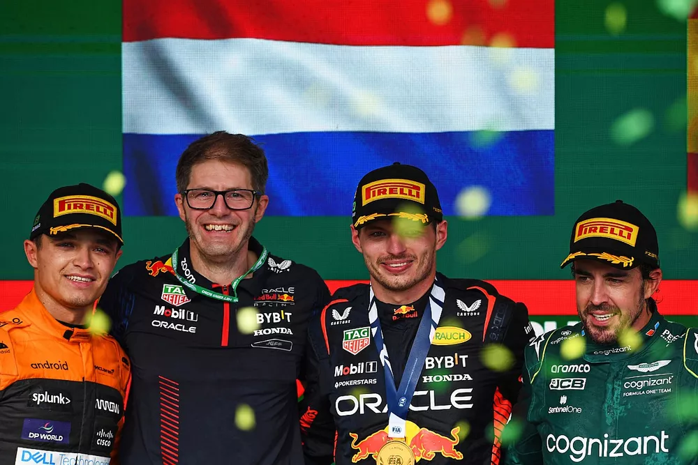 Podium: Race winner Max Verstappen, Red Bull Racing, second place Lando Norris, McLaren, third place Fernando Alonso, Aston Martin Racing, Jeff Calam, Senior Projects Engineer at Red Bull Racing