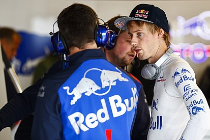 Red Bull deve revelar parceiro de Kvyat em dezembro