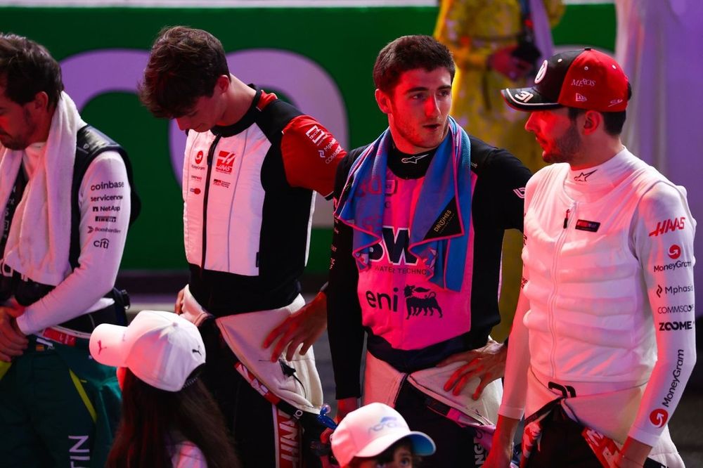 Fernando Alonso, Aston Martin Racing, Jack Doohan, Alpine, Esteban Ocon, Haas F1 Team, Oliver Bearman, Haas F1 Team