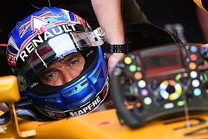 Renault cree que Palmer "merece estar en un campeonato de primer nivel"