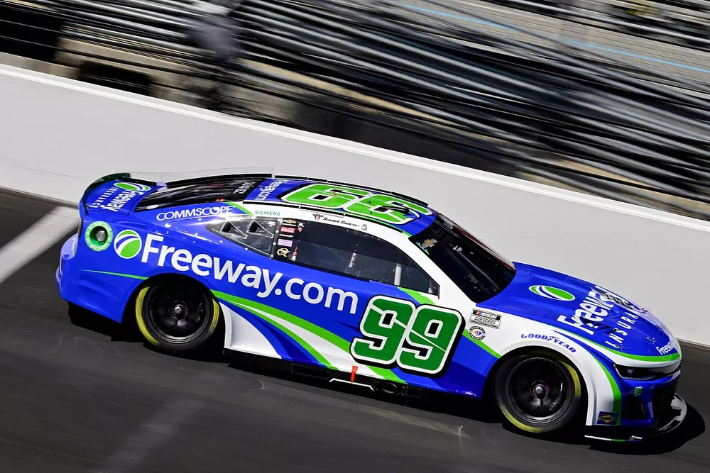 Daniel Suarez, Trackhouse Racing, Freeway.com Chevrolet Camaro