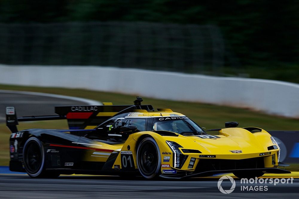 #01 Cadillac Chip Ganassi Racing Cadillac V-LMDh: Sebastien Bourdais, Renger van der Zande, Scott Dixon