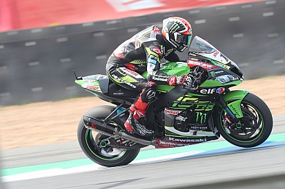 Rea "slowly getting used to" not being WSBK's benchmark