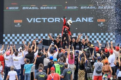NASCAR Brasil: Léo Torres é ‘sincerão’ após vitória sobre "ídolo" Barrichello