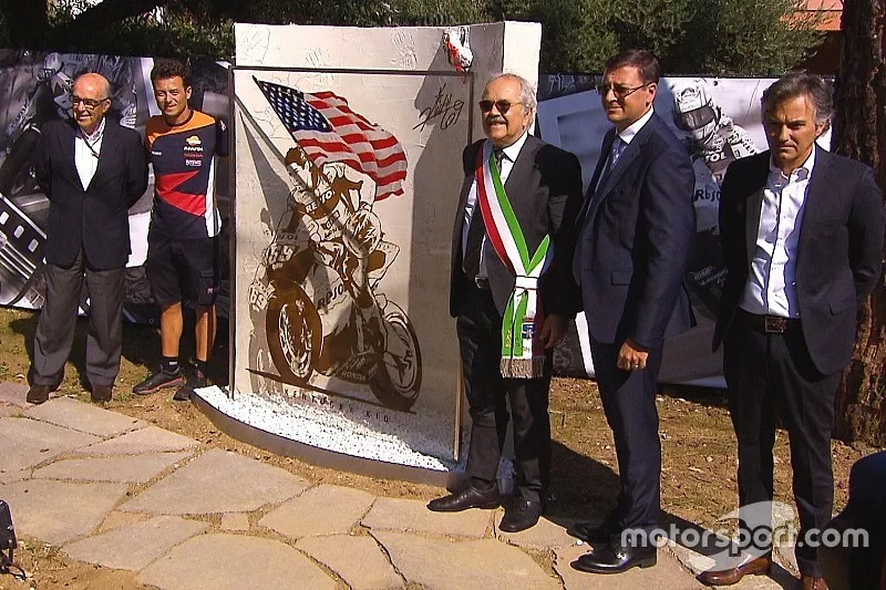 Inauguraci&oacute;n monumento Nicky Hayden