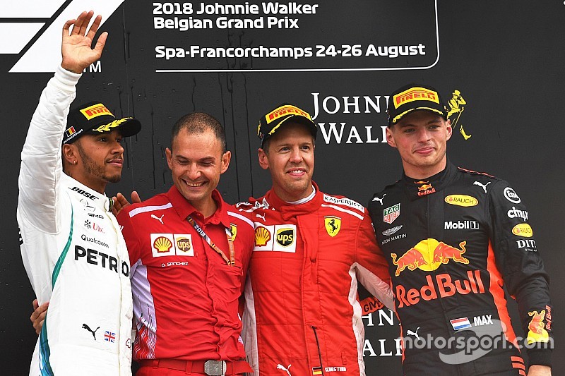 Vettel verslaat Hamilton in België, Verstappen knap derde