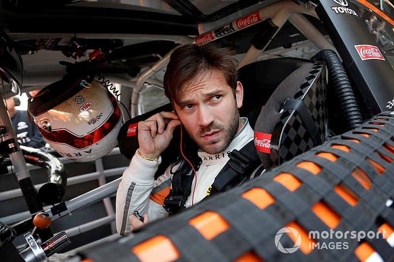 Daniel Suárez es sustituido por Truex en Joe Gibbs Racing