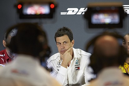 Mercedes: őrült hullámvasút lesz az idei F1-szezon