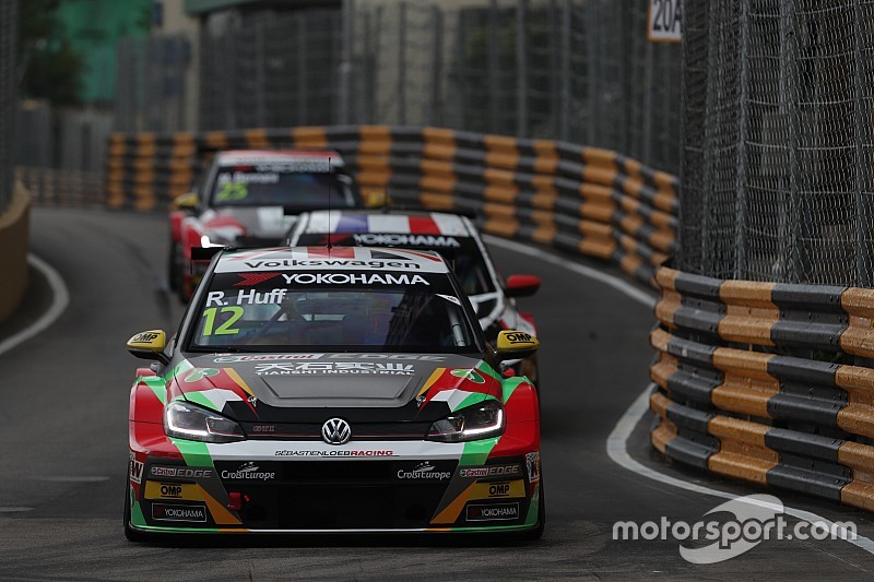 Macau WTCR: Huff sets new lap record, tops practice