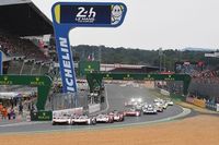 24H de Le Mans: Porsche lidera a los Cadillac en el inicio