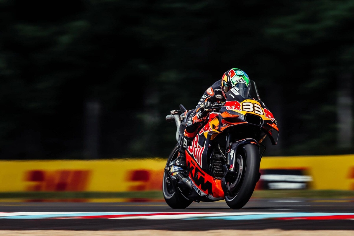 MotoGP | Binder tra mille difficoltà: "Non trovo mai il bilanciamento per fidarmi della moto"