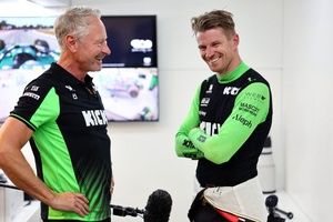 フェラーリを抜くなんて！　ザウバー代表、F1スペインGPでの大きな&ldquo;一歩目&rdquo;に驚き隠せず「頬をつねる思いだ」