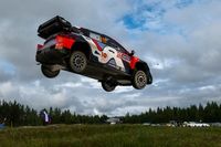WRC Finlandia: Neuville supera a Katsuta y se coloca l&iacute;der el jueves