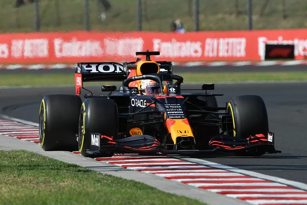 Max Verstappen, Red Bull Racing RB16B